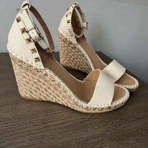 Valentino Garavani wedges. Size 40. Great condition